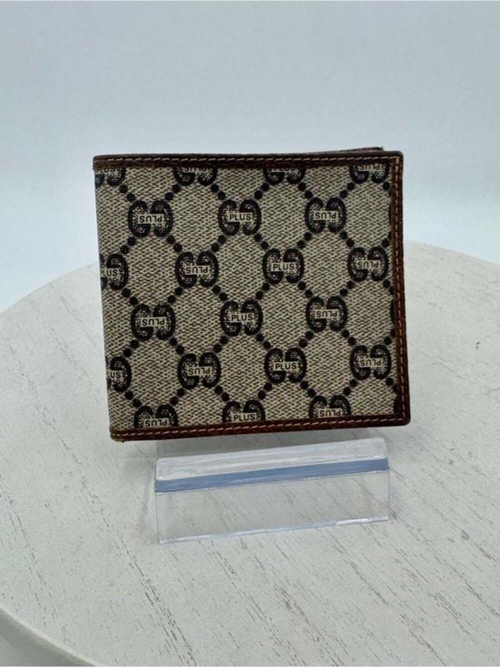 GUCCI Plus Vintage GG Supreme Bifold Wallet Circa 1970s-1980s